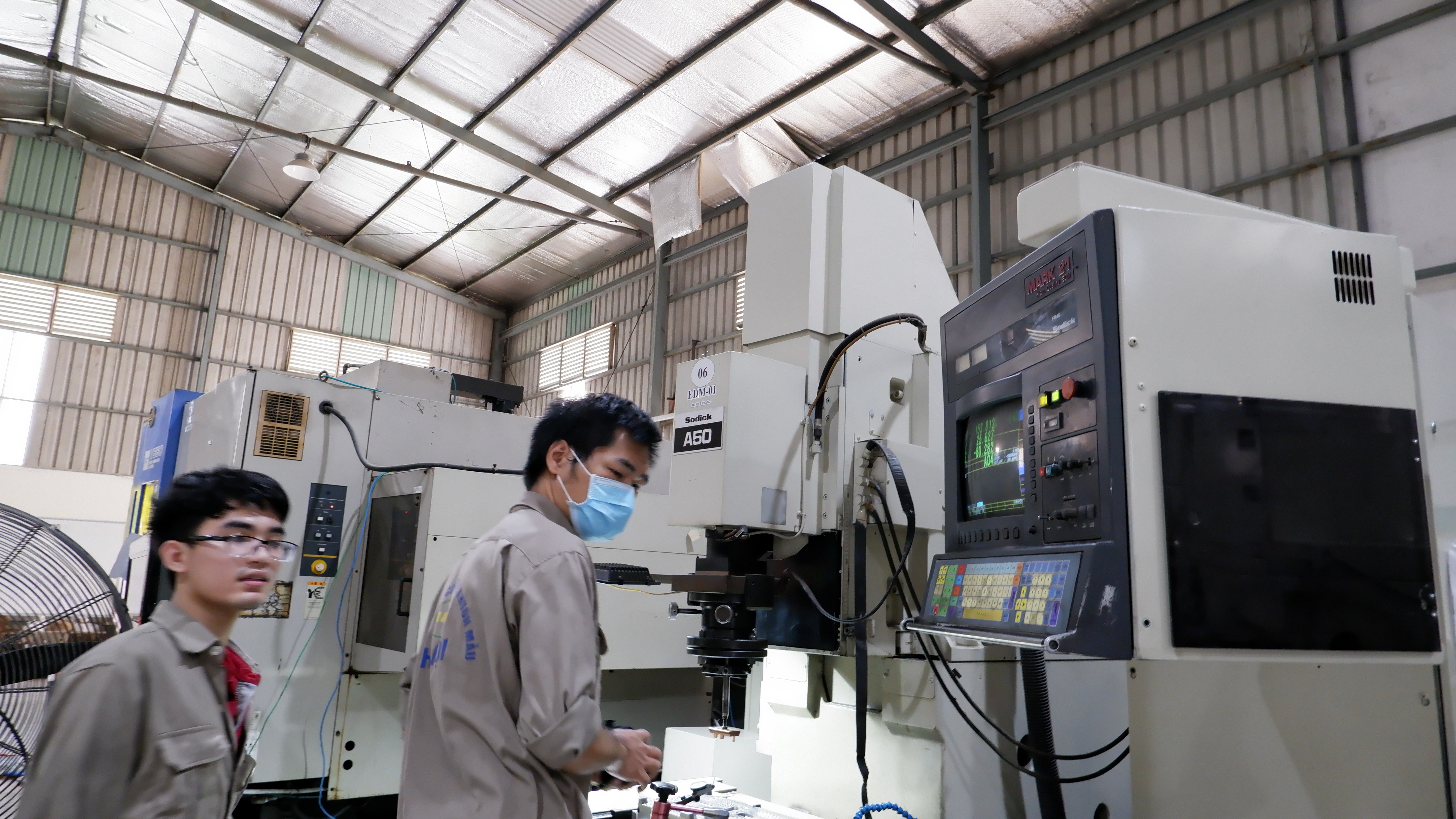 Mould component machining at HANOI MOULD
