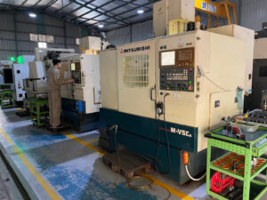 CNC milling center 02